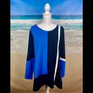 Blue/Black/White XL Tunic. Geometric pattern.